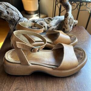 Dansko Tan Leather Sandals Vintage Womens Y2K 90’s Chunky Heel Size 39